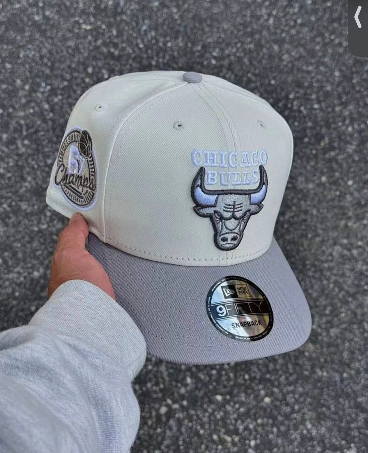New Era Chicago Bulls 6x Champs edición "Chrome Two Tone" estilo 9Fifty snapback